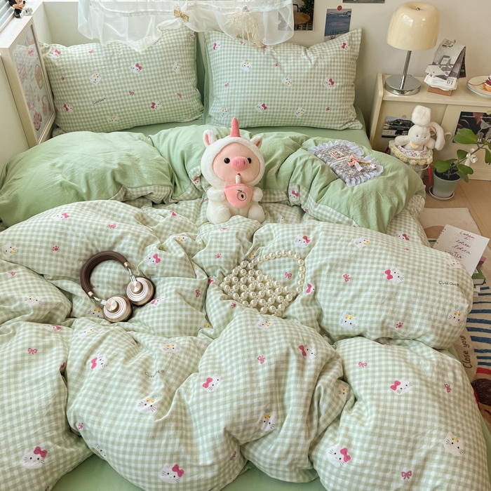 91家纺网 家纺一手货源 找家纺 彩韵家纺 2025新款水洗双层纱双拼碎花四件套 可爱猫猫