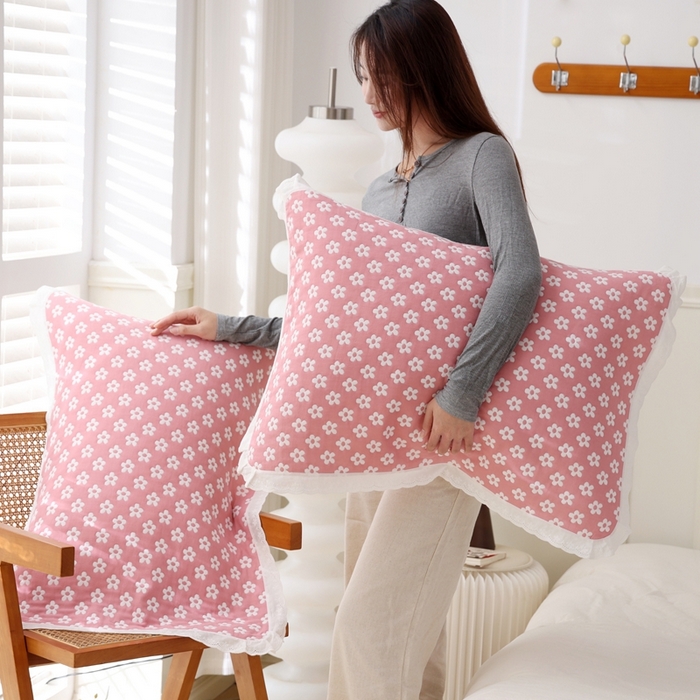 91家纺网 家纺一手货源 找家纺 朴尔家纺-毛巾被 2025新款韩版小碎花边全棉纯棉三层纱布枕巾单枕巾枕巾单件 樱花季-粉 52x78cm枕巾一对