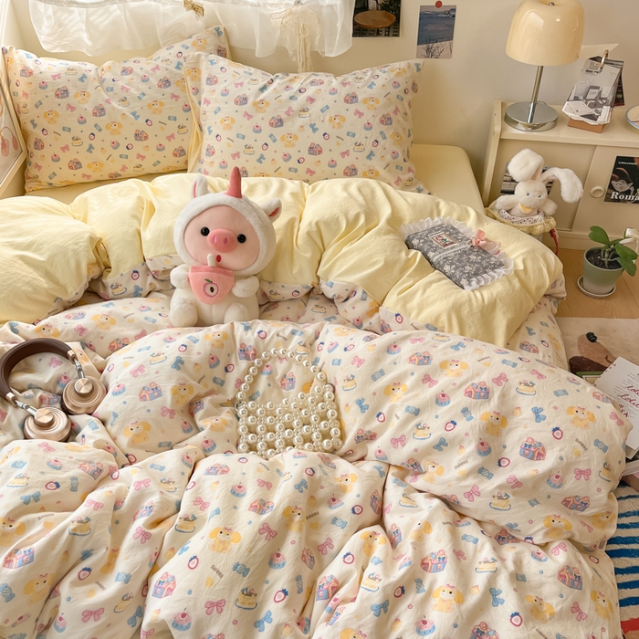 91家纺网 家纺一手货源 找家纺 卡迪熊家纺 2025新款水洗双层纱双拼碎花四件套 甜点小屋