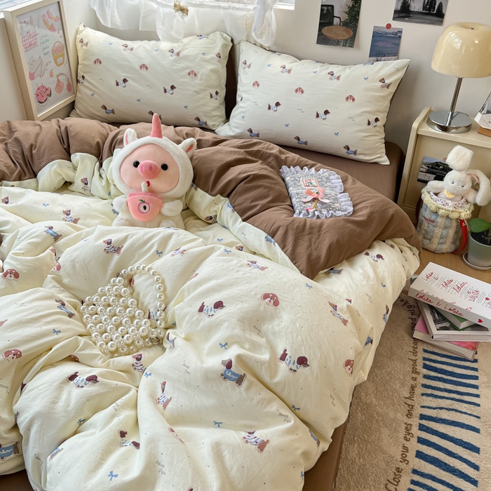 91家纺网 家纺一手货源 找家纺 彩韵家纺 2025新款水洗双层纱双拼碎花四件套 腊肠狗狗