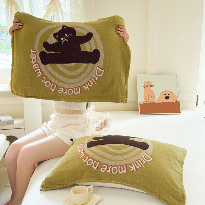 91家纺网 家纺一手货源 找家纺 朴尔家纺-毛巾被 2025新款全棉纯棉多柔AB版定位四层纱布枕巾单枕巾枕巾单件 元气猫 52x75cm枕巾一对