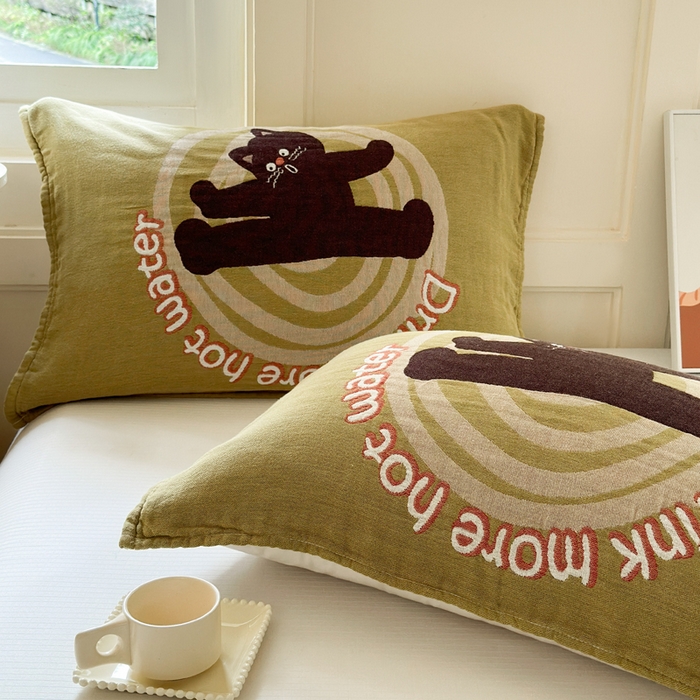 91家纺网 家纺一手货源 找家纺 朴尔家纺-毛巾被 2025新款全棉纯棉多柔AB版定位四层纱布枕巾单枕巾枕巾单件 元气猫 52x75cm枕巾一对