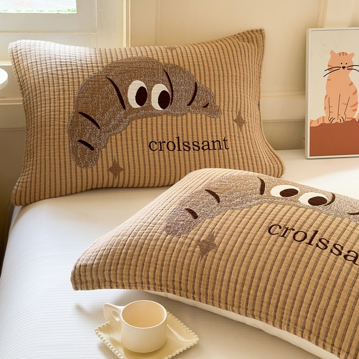 91家纺网 家纺一手货源 找家纺 朴尔家纺-毛巾被 2025新款全棉纯棉多柔AB版定位四层纱布枕巾单枕巾枕巾单件 牛角甜包 52x75cm枕巾一对