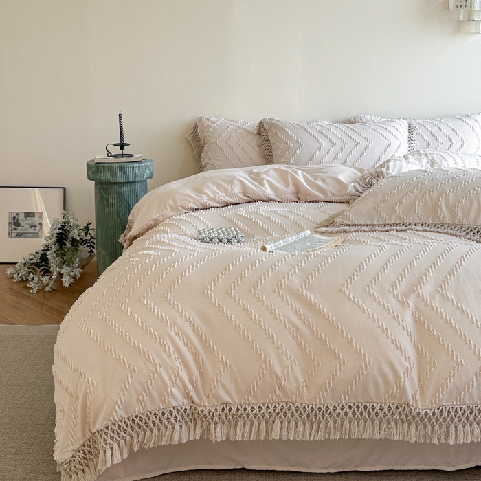 91家纺网 家纺一手货源 找家纺 缘生活 2025新款素色简约立体剪花流苏四件套 剪花波浪+流苏卡其