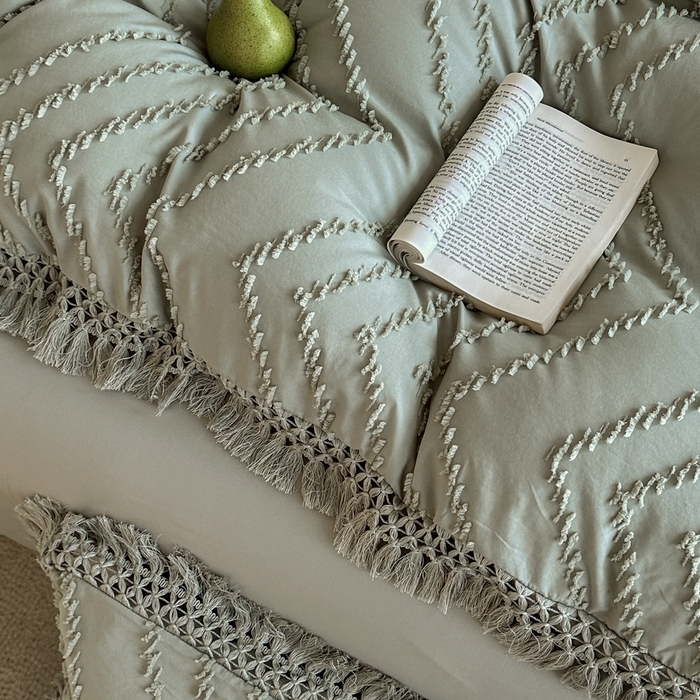 91家纺网 家纺一手货源 找家纺 缘生活 2025新款素色简约立体剪花流苏四件套 剪花波浪+流苏旧绿