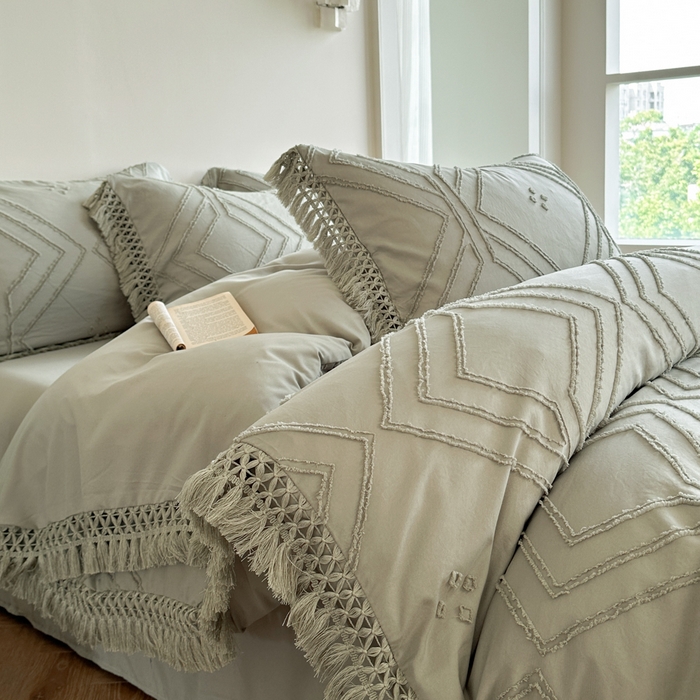 缘生活 2025新款素色简约立体剪花流苏四件套 剪花大方格+流苏旧绿