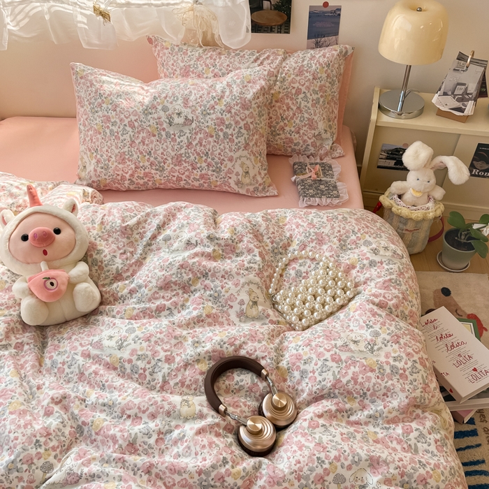 91家纺网 家纺一手货源 找家纺 彩韵家纺 2025新款水洗双层纱双拼碎花四件套 满满花海