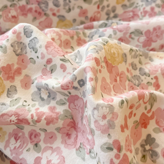 91家纺网 家纺一手货源 找家纺 彩韵家纺 2025新款水洗双层纱双拼碎花四件套 满满花海