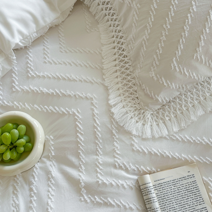 91家纺网 家纺一手货源 找家纺 （总）缘生活 2025新款素色简约立体剪花流苏四件套