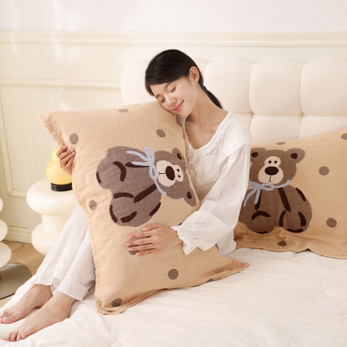 91家纺网 家纺一手货源 找家纺 朴尔家纺-毛巾被 2025新款全棉纯棉欣软系列定位四层加厚柔软纱布枕巾单枕巾枕巾单件 圈圈熊 52x75cm枕巾一对