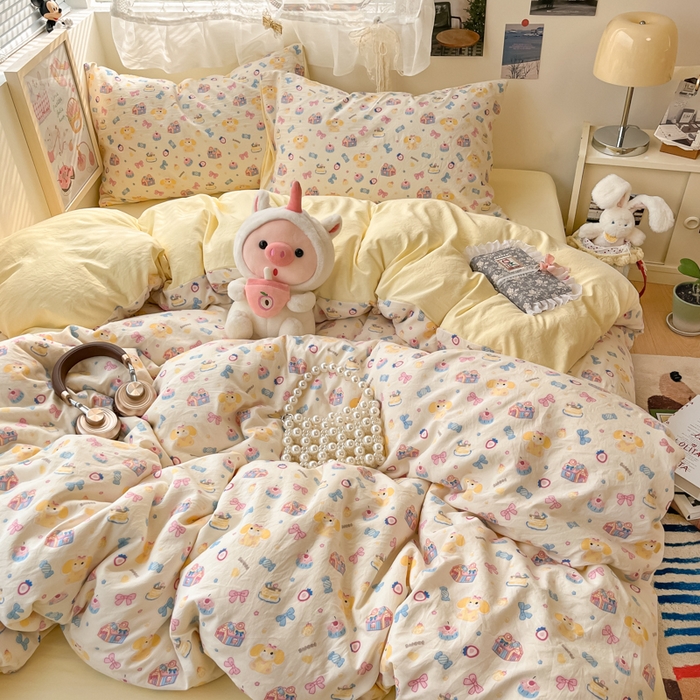 91家纺网 家纺一手货源 找家纺 彩韵家纺 2025新款水洗双层纱双拼碎花四件套 甜点小屋