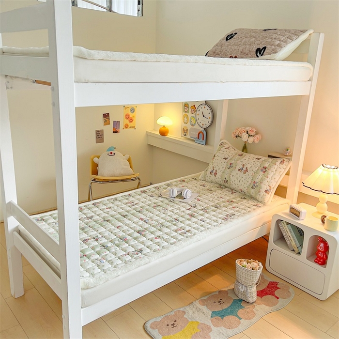 91家纺网 家纺一手货源 找家纺 梵朴 2025新款学生宿舍上下铺牛奶绒夹棉床垫床护垫床褥子 花开花兔-绿