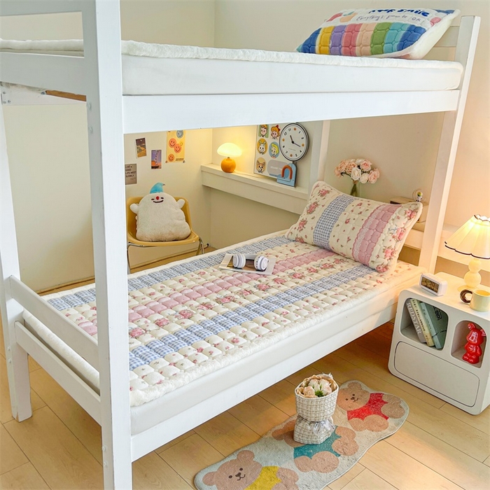 91家纺网 家纺一手货源 找家纺 梵朴 2025新款学生宿舍上下铺牛奶绒夹棉床垫床护垫床褥子 情意满满粉