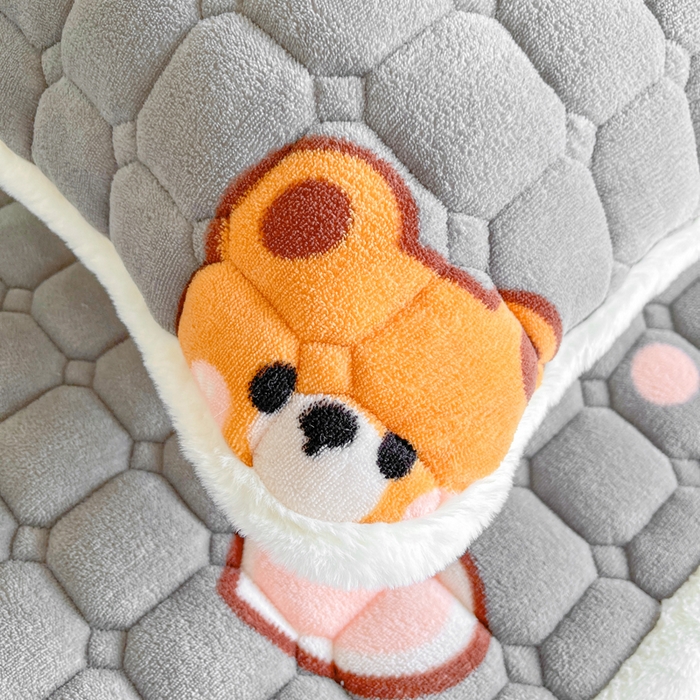 91家纺网 家纺一手货源 找家纺 梵朴 2025新款学生宿舍上下铺牛奶绒夹棉床垫床护垫床褥子 爱心熊熊