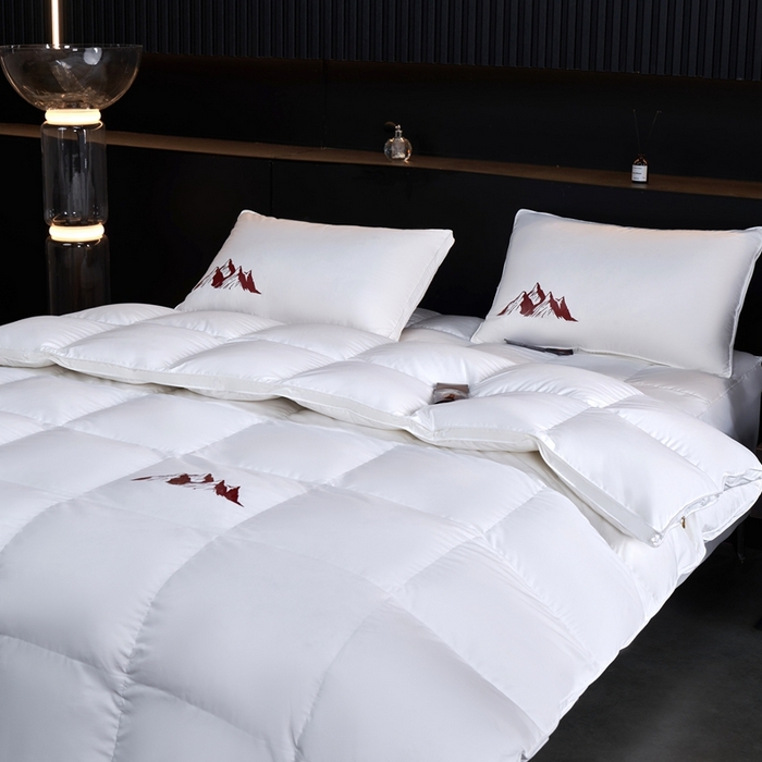 91家纺网 家纺一手货源 找家纺 （总）岚司羽 2025新款小糯米白鹅绒羽绒被被子被芯