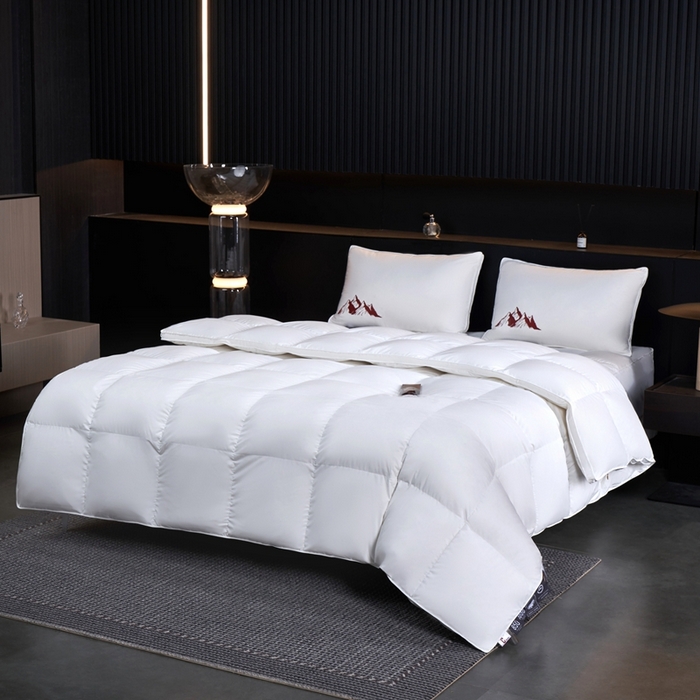 91家纺网 家纺一手货源 找家纺 （总）岚司羽 2025新款小糯米白鹅绒羽绒被被子被芯