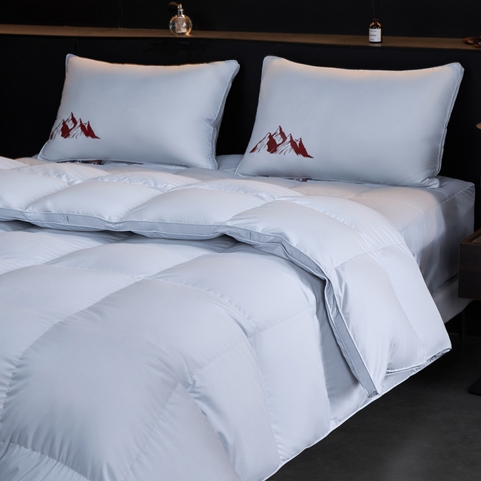 91家纺网 家纺一手货源 找家纺 岚司羽 2025新款小糯米白鹅绒羽绒被被子被芯 小糯米-灰色