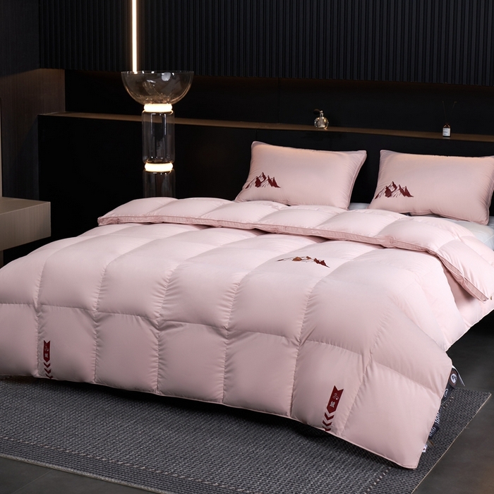 91家纺网 家纺一手货源 找家纺 岚司羽 2025新款小糯米白鹅绒羽绒被被子被芯 小糯米-粉色