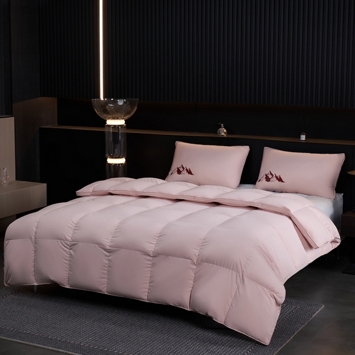 91家纺网 家纺一手货源 找家纺 岚司羽 2025新款小糯米白鹅绒羽绒被被子被芯 小糯米-粉色