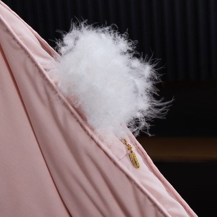 91家纺网 家纺一手货源 找家纺 岚司羽 2025新款小糯米白鹅绒羽绒被被子被芯 小糯米-粉色