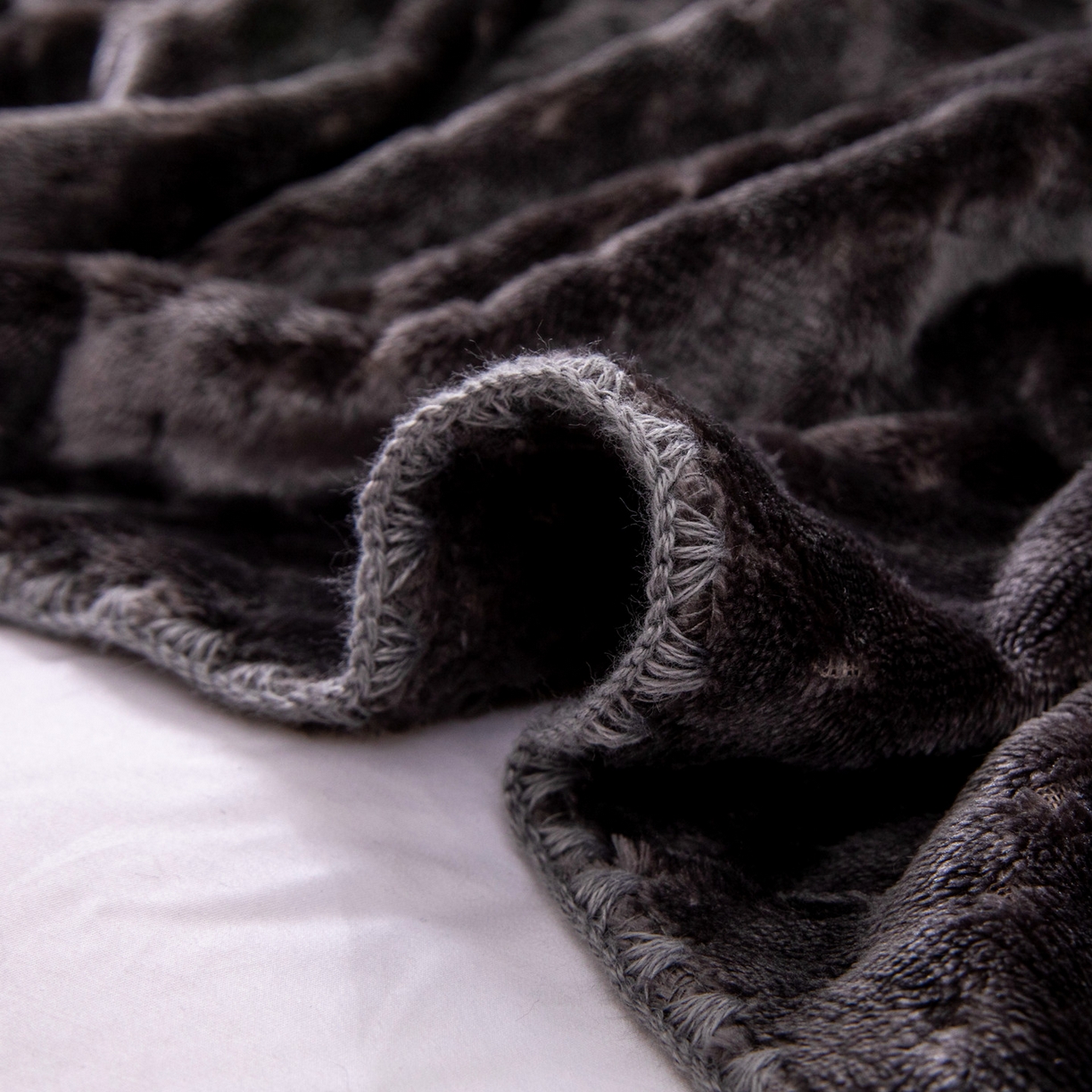 91家纺网 家纺一手货源 找家纺 （总）来菲毛毯 2025新款AB纱贝贝绒毛毯盖毯柔软亲肤办公室午睡车载毯卧室盖毯