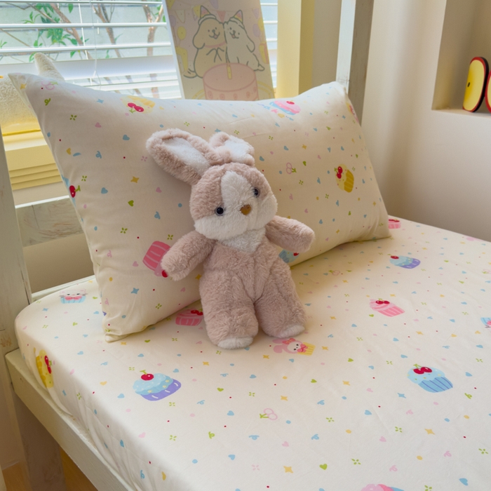 91家纺网 家纺一手货源 找家纺 金丝鸟家纺 2025新款全棉纯棉斜纹床笠单品床笠单件单床笠-学生床 茶杯蛋糕