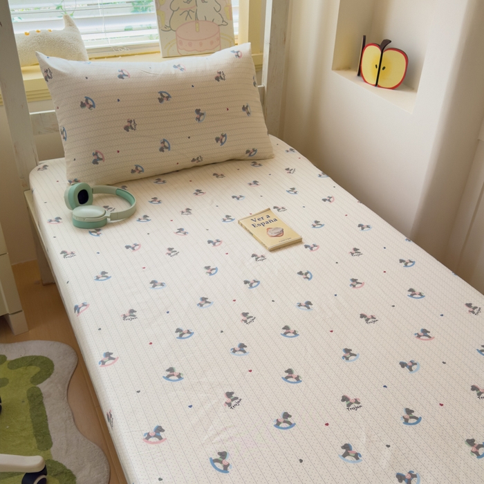 91家纺网 家纺一手货源 找家纺 金丝鸟家纺 2025新款全棉纯棉斜纹床笠单品床笠单件单床笠-学生床 快乐小马