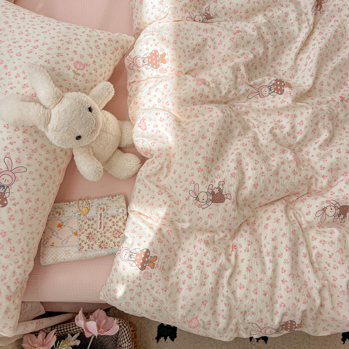 91家纺网 家纺一手货源 找家纺 水木坊 2025新款A云感双层纱四件套-浪漫 浪漫-巴比兔