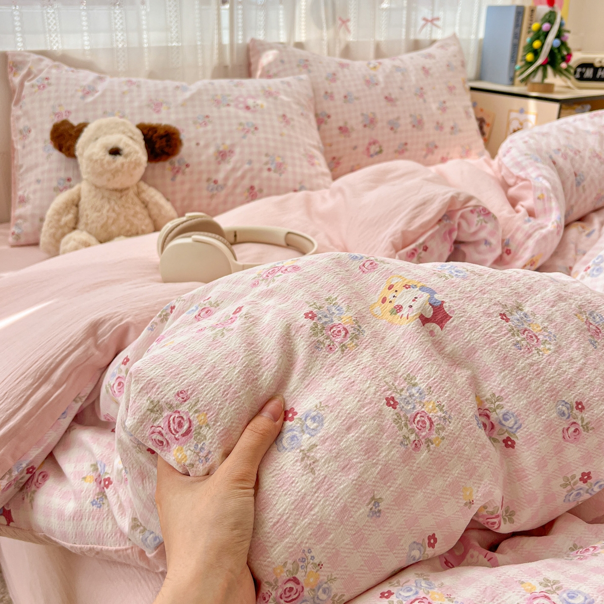 91家纺网 家纺一手货源 找家纺 水木坊 2025新款A云感双层纱四件套-浪漫 浪漫-萌主后花园