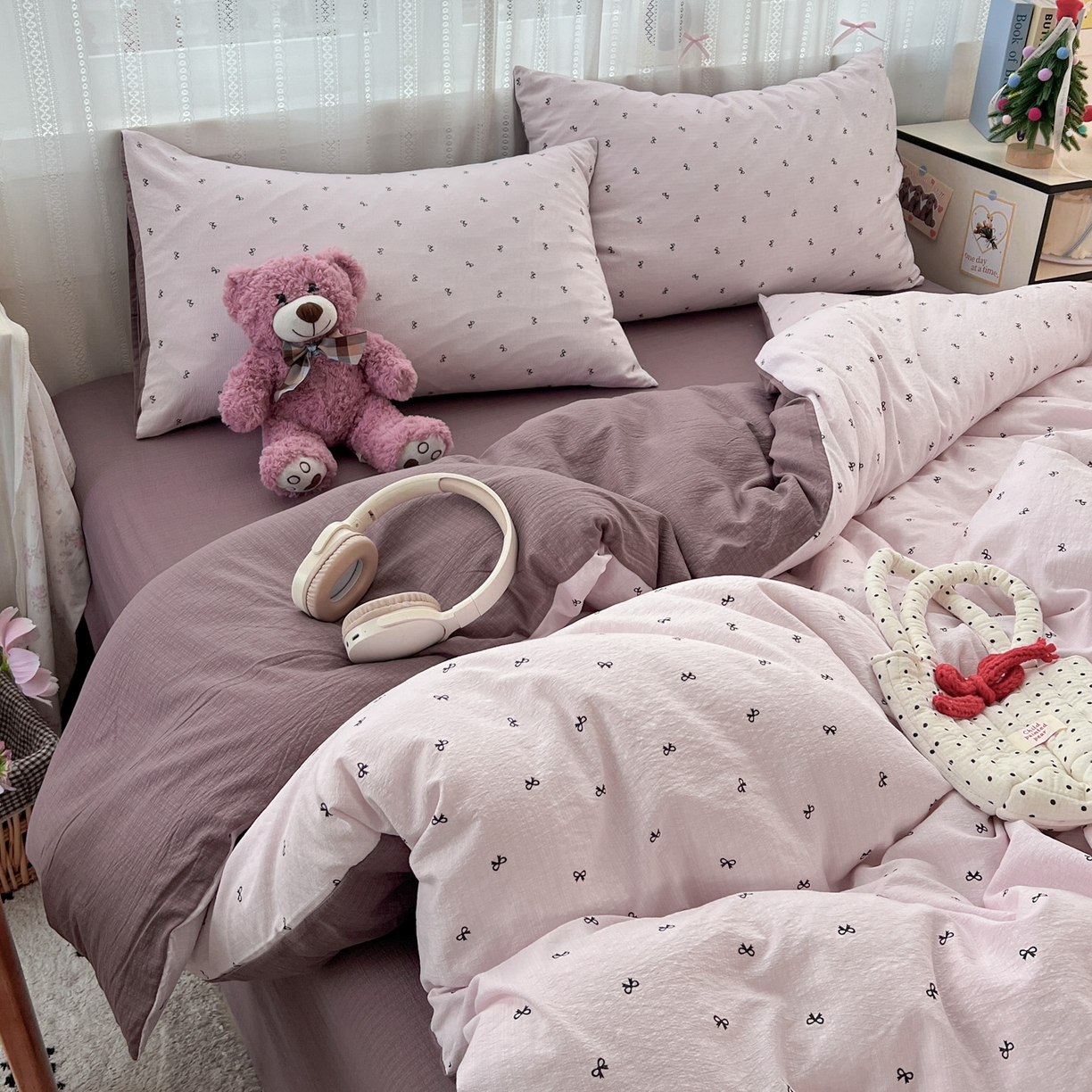 91家纺网 家纺一手货源 找家纺 水木坊 2025新款A云感双层纱四件套-浪漫 浪漫-小紫结