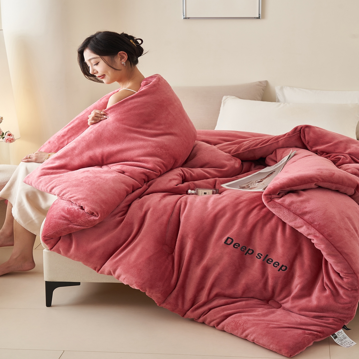 91家纺网 家纺一手货源 找家纺 闲鱼家纺 2025新款某朵同款深睡眠牛奶绒冬被被子被芯 豆沙