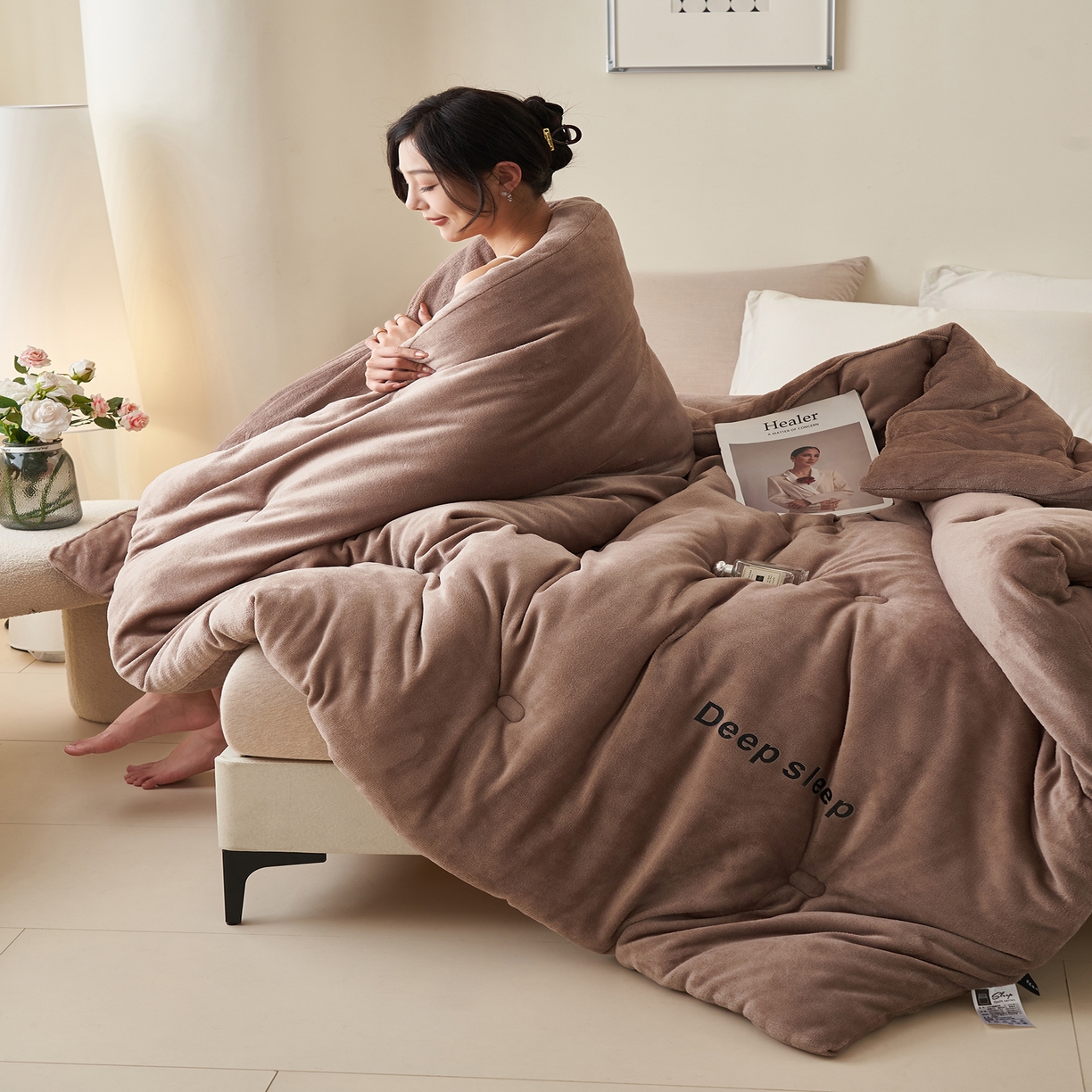 91家纺网 家纺一手货源 找家纺 闲鱼家纺 2025新款某朵同款深睡眠牛奶绒冬被被子被芯 卡其