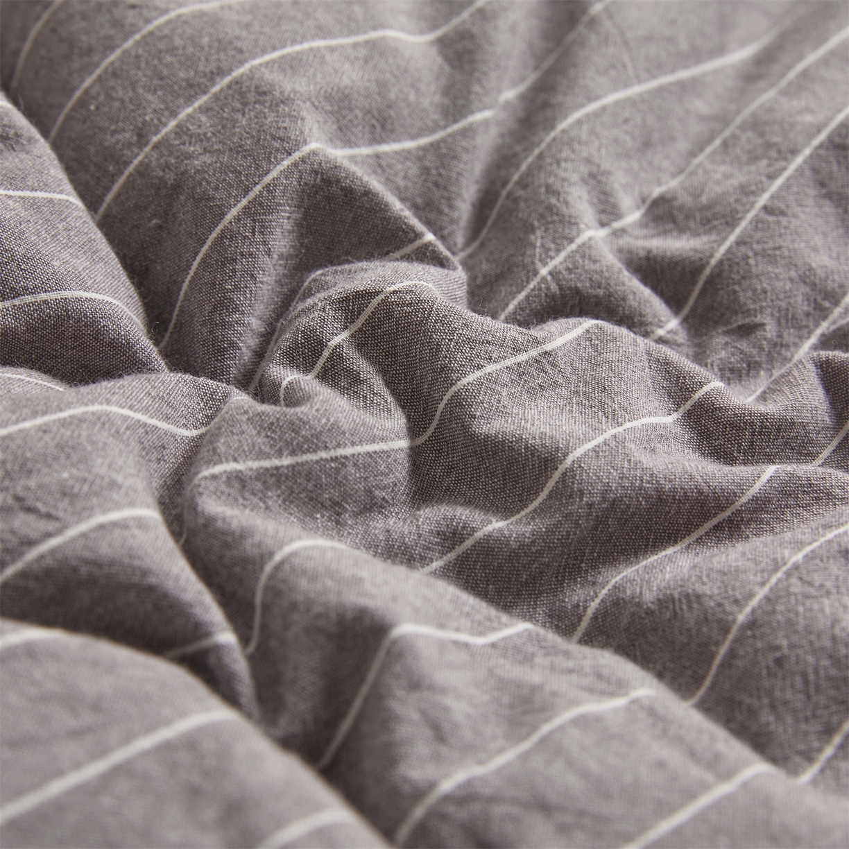 91家纺网 家纺一手货源 找家纺 晓时候 2025新款A类水洗棉可拆洗新疆棉花被冬被春秋被夏被四季被子被芯 灰细条