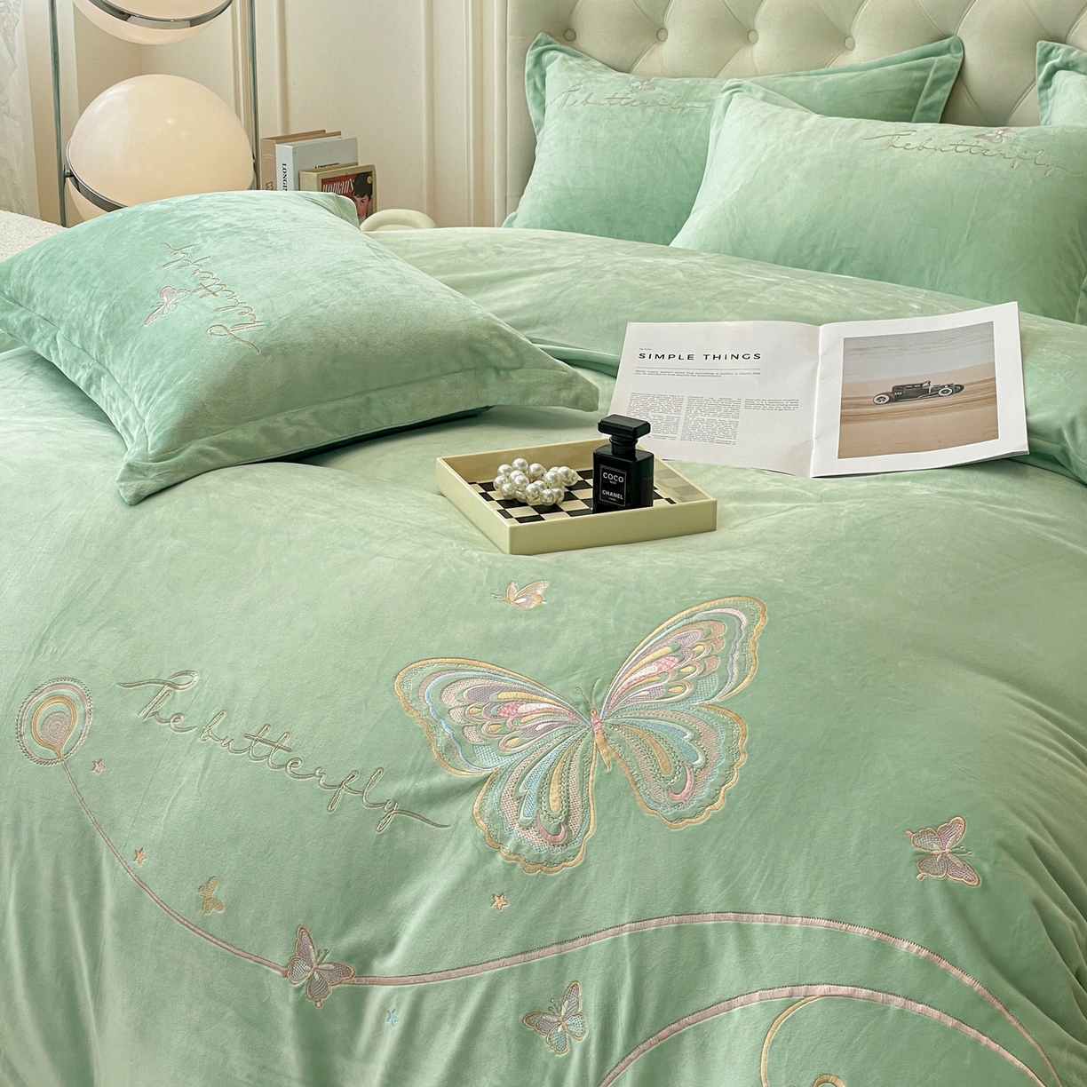 91家纺网 家纺一手货源 找家纺 艺玲家纺 2025新款婴儿绒高端绣花四件套 蝶舞-果绿