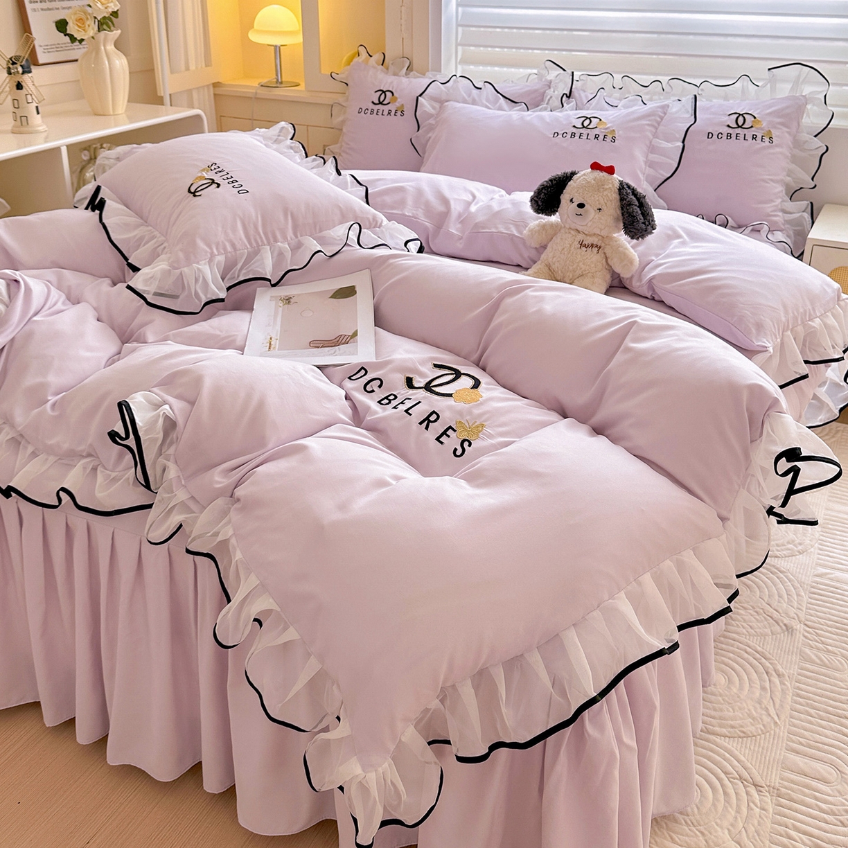 艺玲家纺 2025新款韩版亲肤水洗棉刺绣花边床裙四件套 香香小姐-浅紫