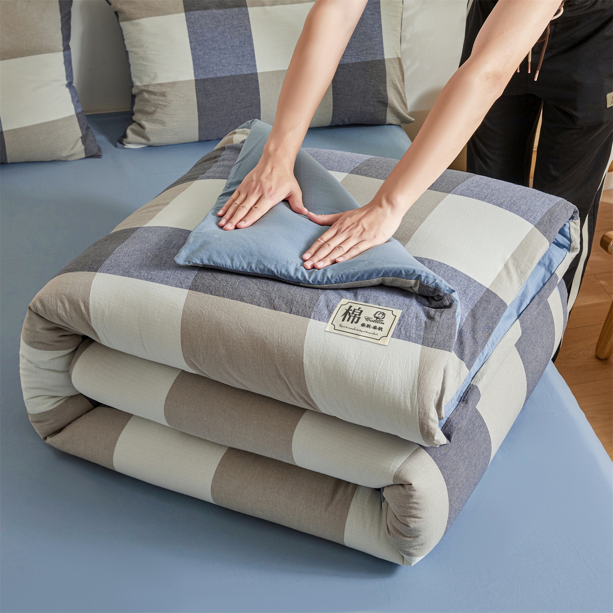 91家纺网 家纺一手货源 找家纺 晓时候 2025新款A类水洗棉可拆洗新疆棉花被冬被春秋被夏被四季被子被芯 蓝大格