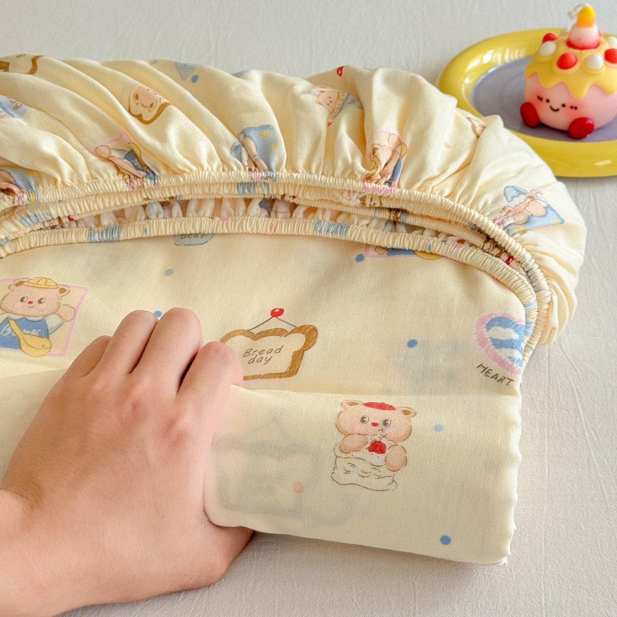 91家纺网 家纺一手货源 找家纺 沐辰 2025新款A类全棉纯棉双层纱单品床单床单单件单床单 晚安熊