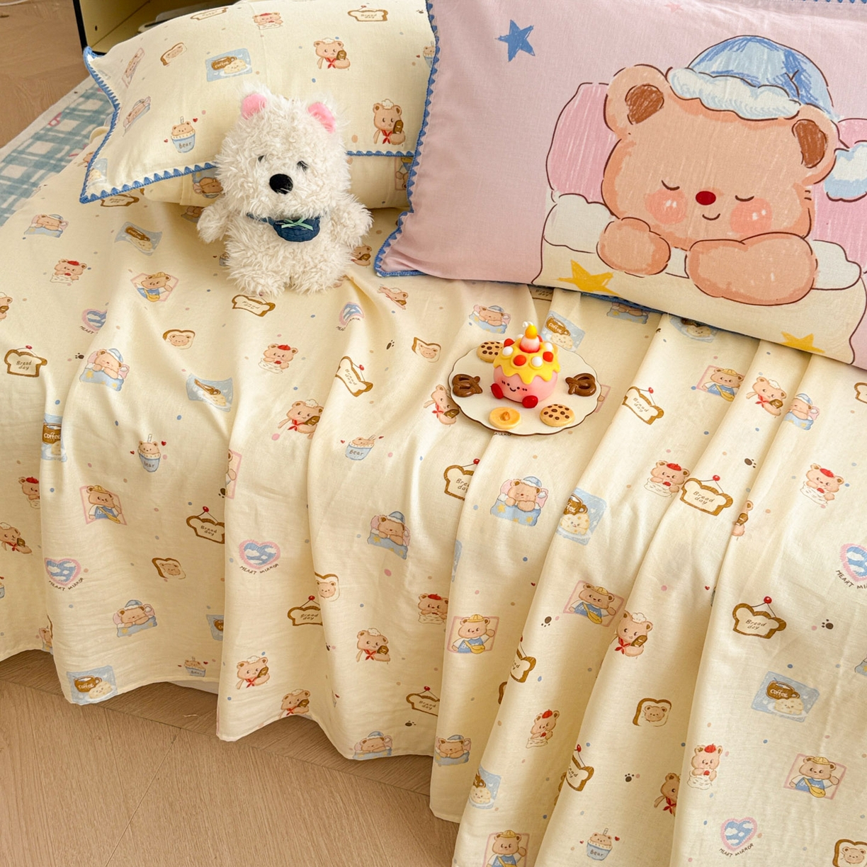 91家纺网 家纺一手货源 找家纺 沐辰 2025新款A类全棉纯棉双层纱单品床单床单单件单床单 晚安熊