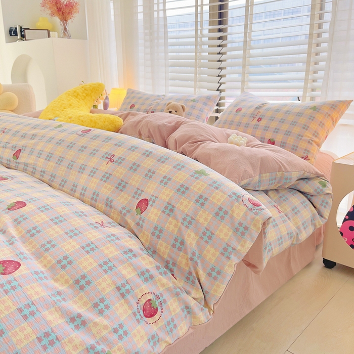 91家纺网 家纺一手货源 找家纺 2025新款双层纱可拆洗棉花被 莓天开心