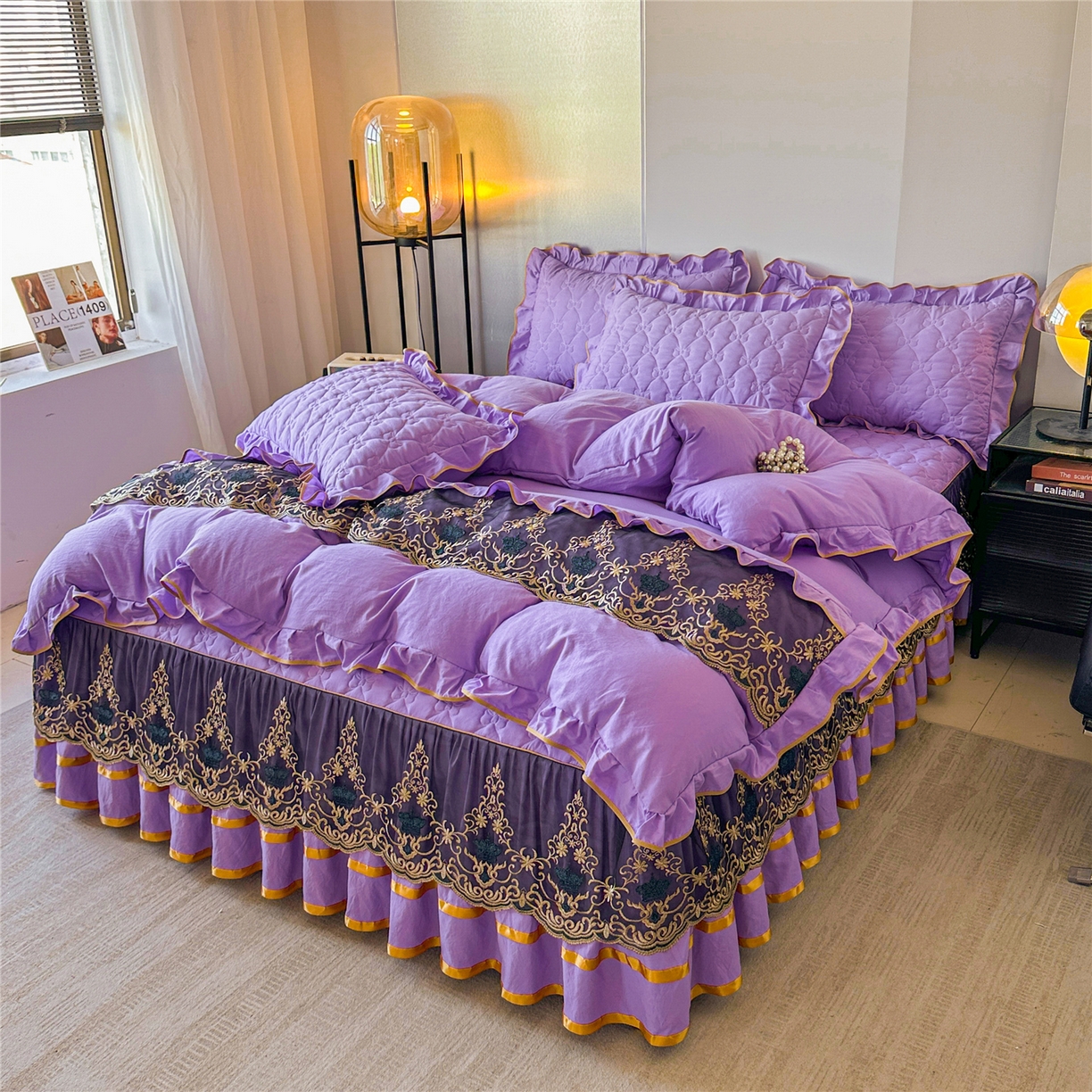 91家纺网 家纺一手货源 找家纺 屹成家纺 2025新款水洗棉床裙款四件套-倾城 倾城-浅紫