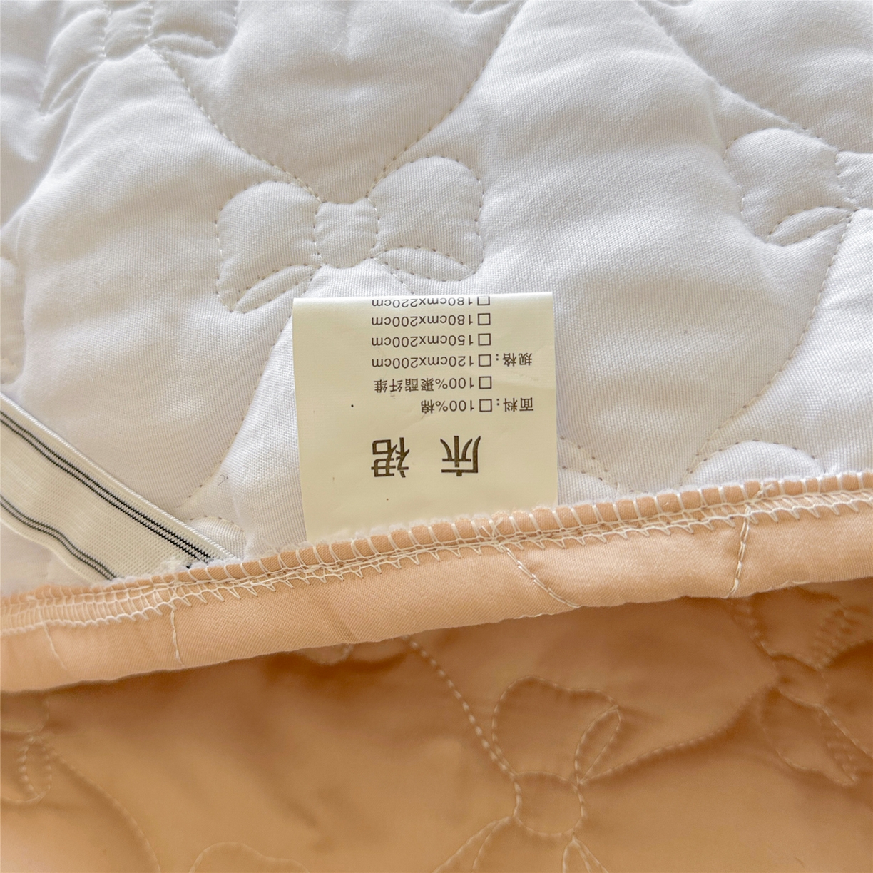 91家纺网 家纺一手货源 找家纺 屹成家纺 2025新款水洗棉床裙款四件套-倾城 倾城-卡其