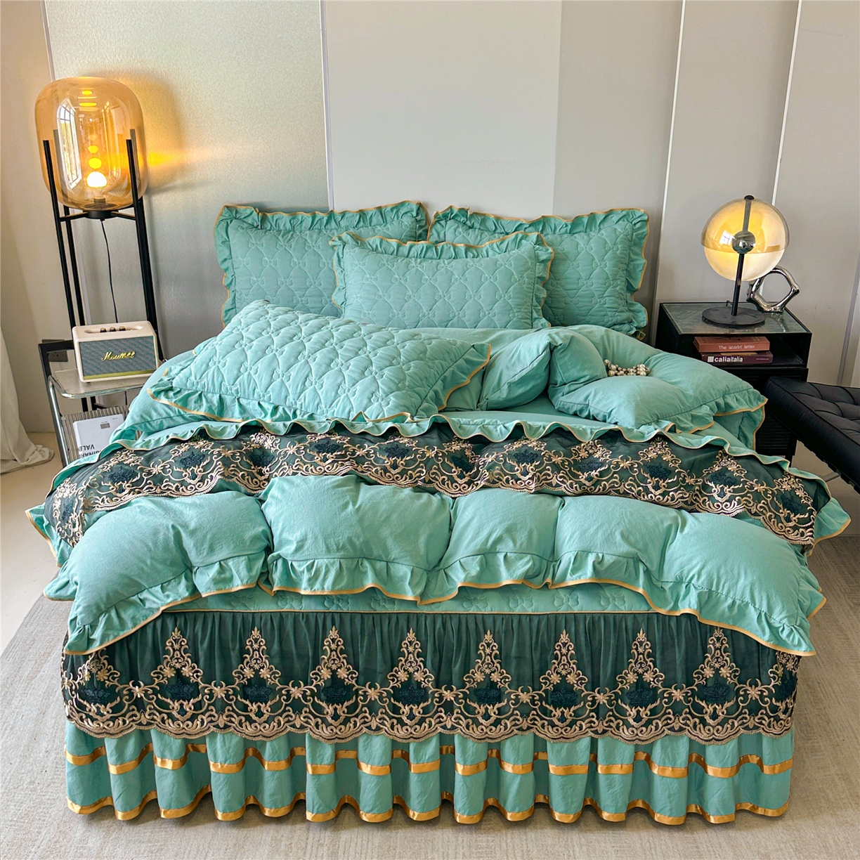 91家纺网 家纺一手货源 找家纺 屹成家纺 2025新款水洗棉床裙款四件套-倾城 倾城-橄榄绿