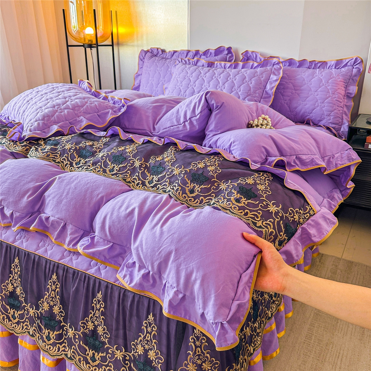 屹成家纺 2025新款水洗棉床裙款四件套-倾城 倾城-浅紫