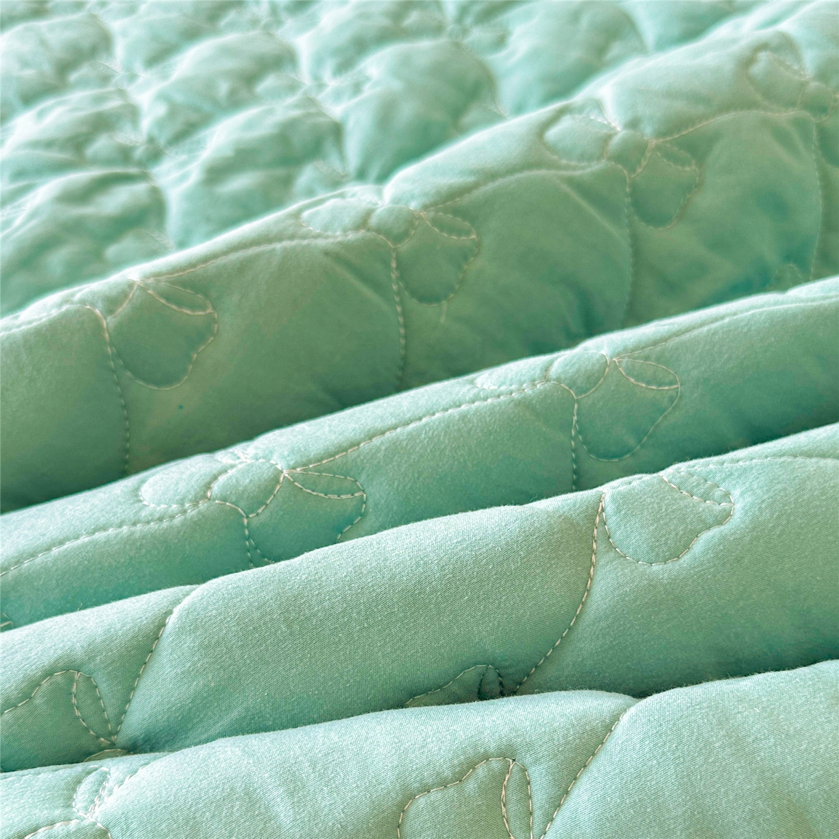 91家纺网 家纺一手货源 找家纺 屹成家纺 2025新款水洗棉床裙款四件套-倾城 倾城-橄榄绿