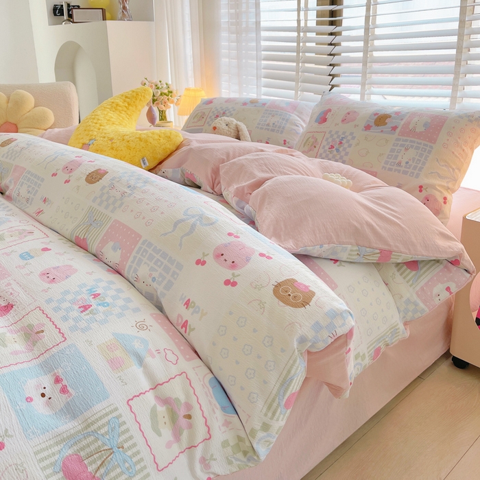 91家纺网 家纺一手货源 找家纺 2025新款双层纱可拆洗棉花被 几何童话