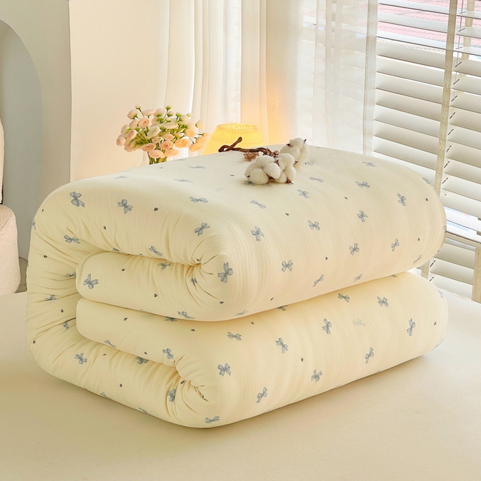 91家纺网 家纺一手货源 找家纺 2025新款双层纱可拆洗棉花被 相思蝴蝶结