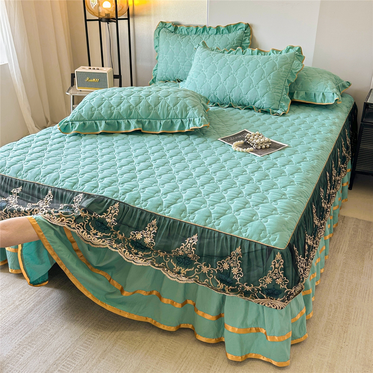 91家纺网 家纺一手货源 找家纺 屹成家纺 2025新款水洗棉单床裙 床裙单件-倾城 倾城-橄榄绿