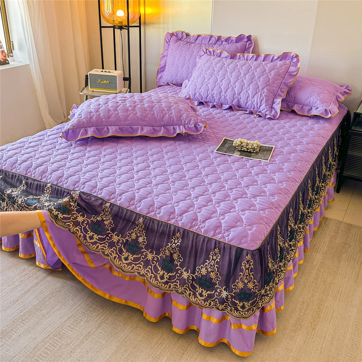 91家纺网 家纺一手货源 找家纺 屹成家纺 2025新款水洗棉单床裙 床裙单件-倾城 倾城-浅紫