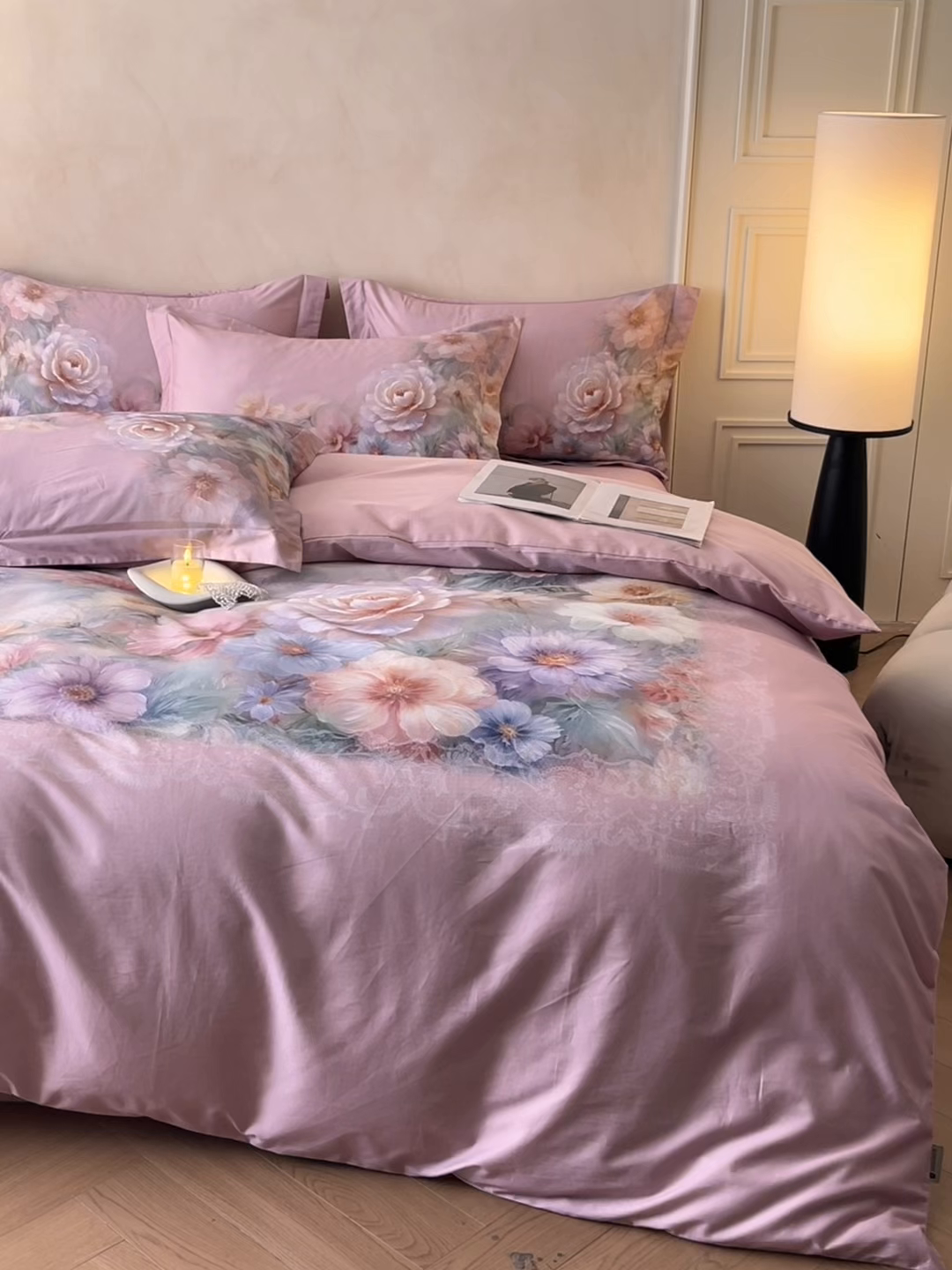 91家纺网 家纺一手货源 找家纺 禾时 2025新款全棉纯棉大版磨毛数码印花四件套(32x21磨毛） 淡雅幽香（粉）