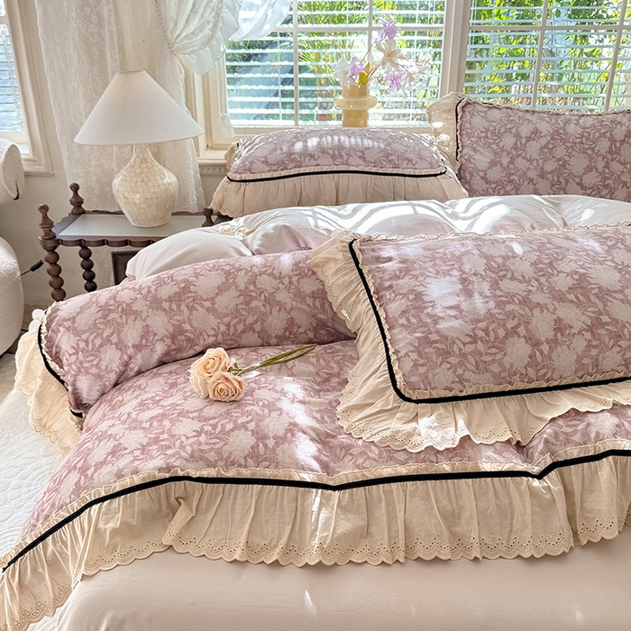 91家纺网 家纺一手货源 找家纺 巧玲珑 2025新款法式蕾丝印花60支进口长绒棉四件套 花浅语-豆沙